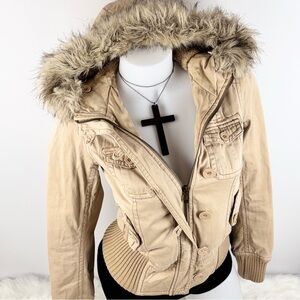 โ Rare vintage AEROPOSTALE beige fur hood jacket